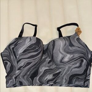 New with tags! Victorias Secret bra size Large